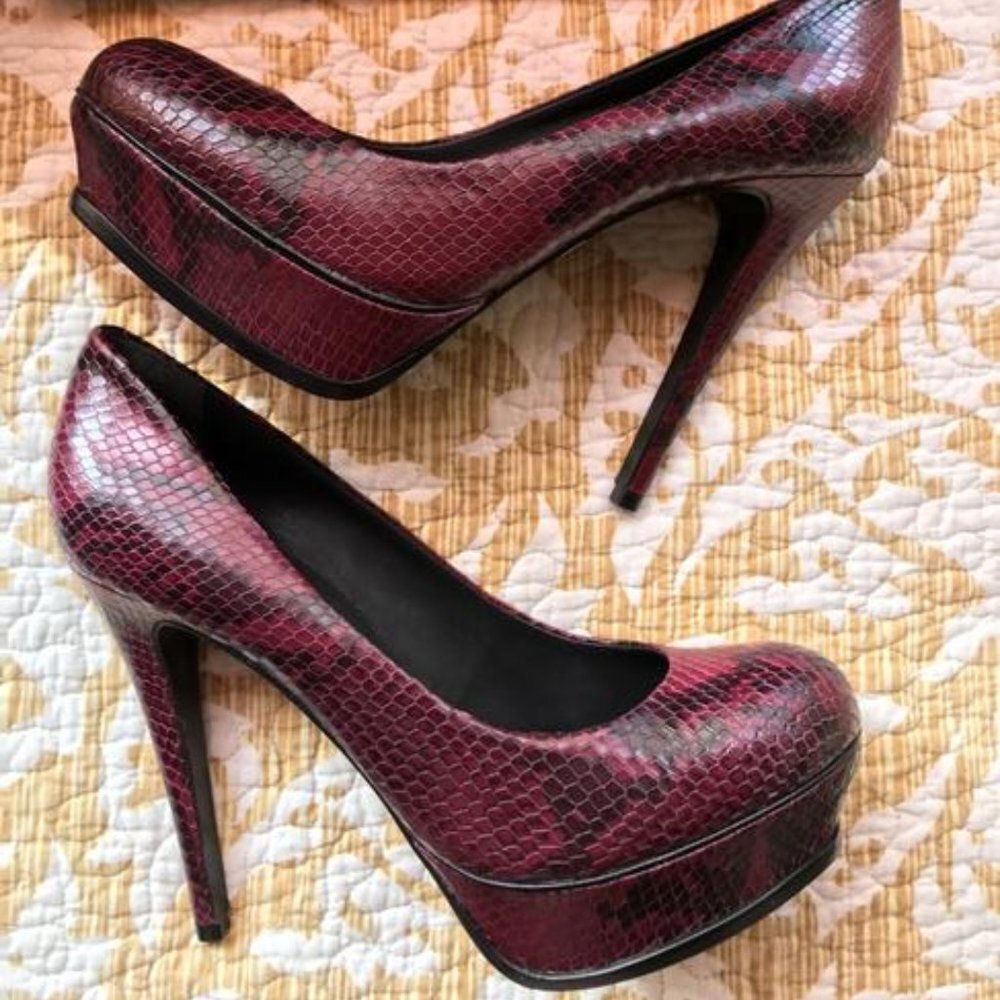 Pour La Victoire Burgundy Snakeskin Heels
